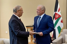 العنوان