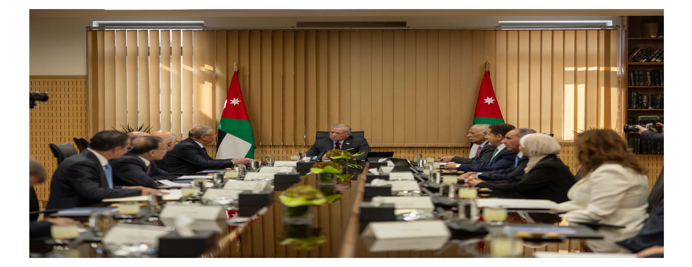 HISMajisty_page-0001222